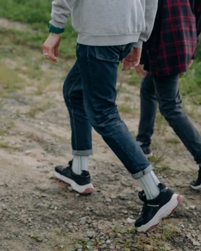 Whether you're walking, wheeling or rolling - The Big Summer Stroll & Roll is your invite to explore Gloucestershire your way!😀

From city streets to scenic trails, it’s time to get outdoors this summer!☀️

👉Start your journey: wecanmove.net/stroll-and-roll

#StrollAndRoll #WeCanMove #GlosOutdoors #ActiveGloucestershire